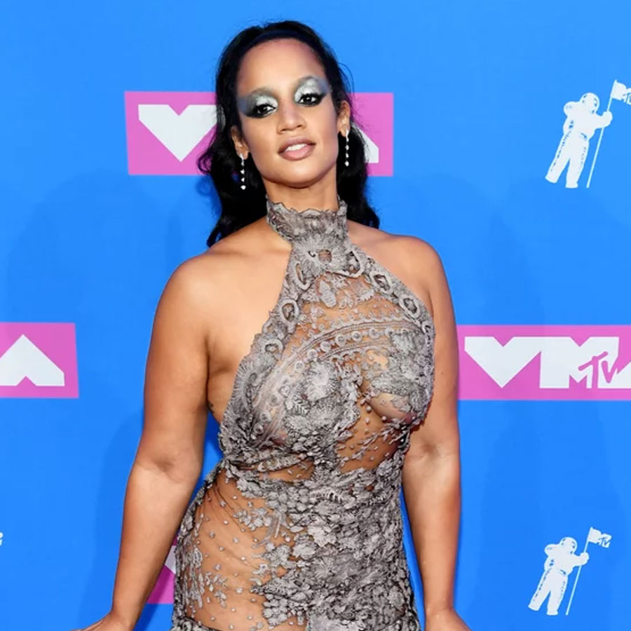 Dascha Polanco Age Biography, Net Worth, Wiki, Height