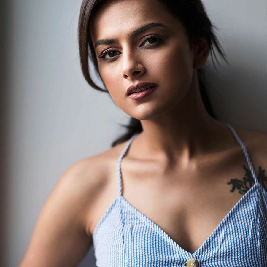 Shraddha Srinath Age Biography, Height, Wiki, Net Worth