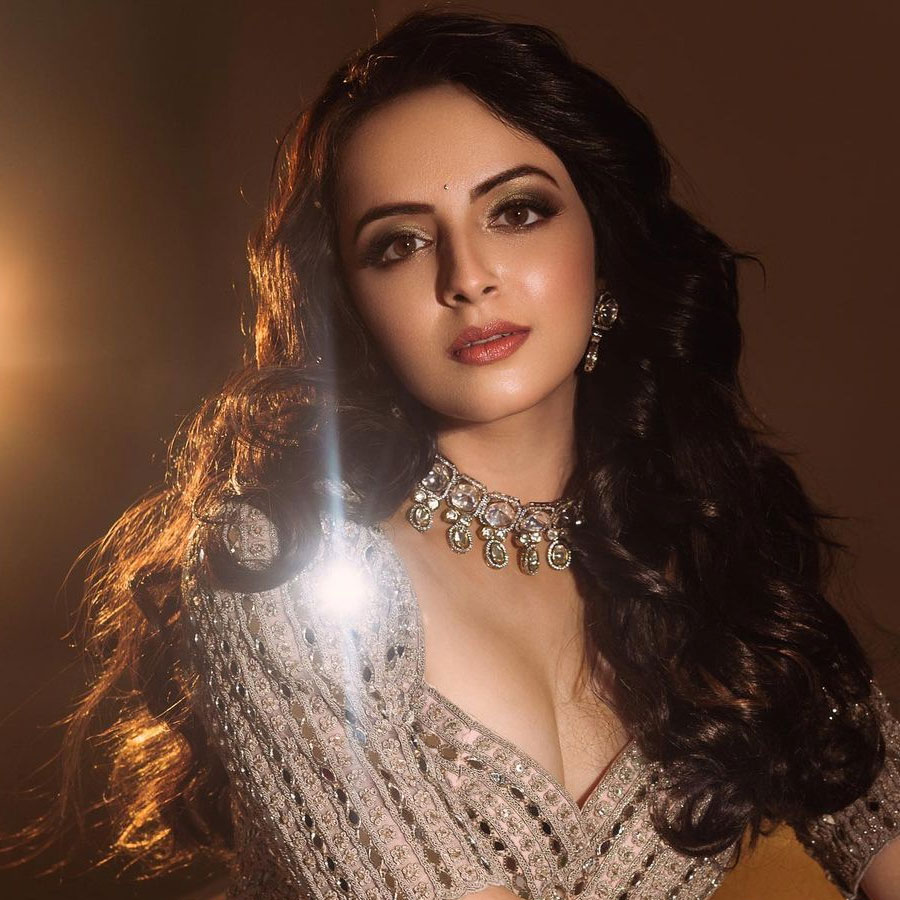 Shrenu Parikh Age Biography Net Worth Wiki Height 