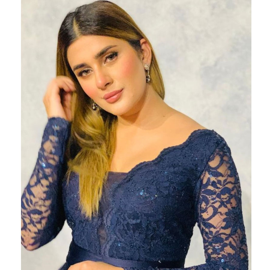 Kubra Khan Age Biography