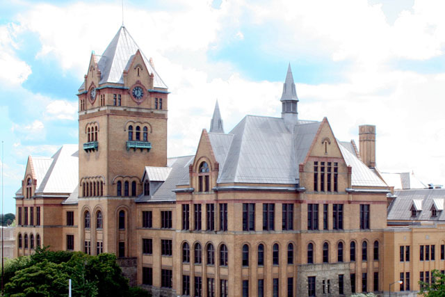 Best Universities in Detroit